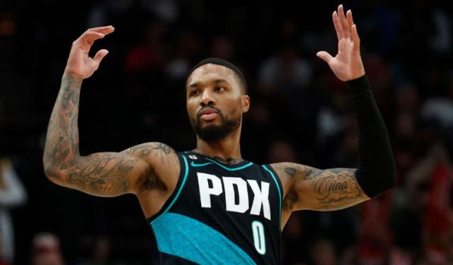 半岛体育-4连败！利拉德再度空砍 开拓者状态堪忧问题一箩筐